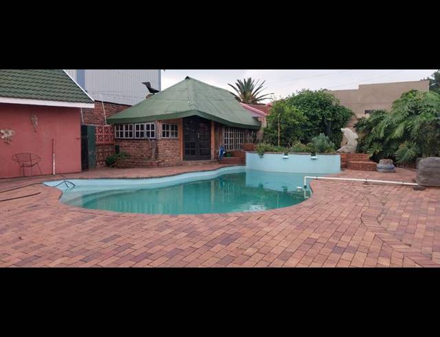 3 BEDROOM HOUSE FOR SALE IN WITFIELD